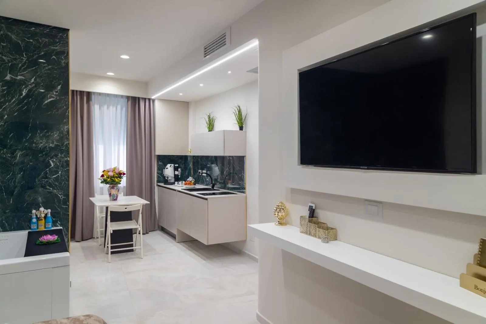Taozen Apartments Taormina 0*,  Włochy